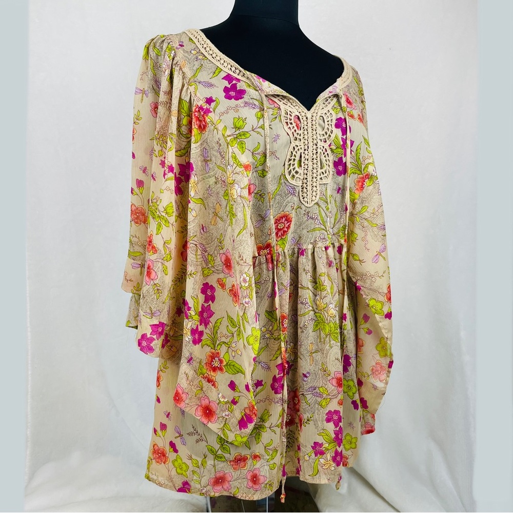 Kimono Tunic Top Women’s 1X Crochet Boho Floral V-Neck Blouse Signature Studio